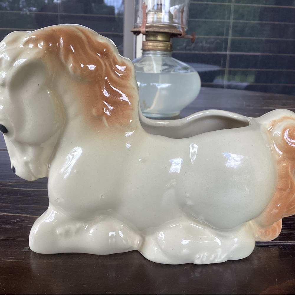 Vintage 1950’s Shawnee Ceramic Horse Planter - Picture 4 of 7